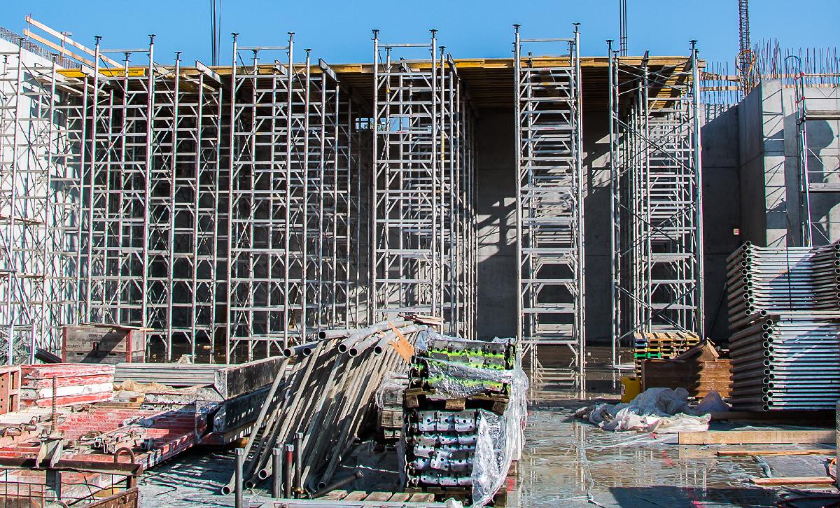 Foto aufgebautes Plyfa Alu-Gerüst ABM